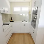 Neutral Bay Self-Contained Modern One-Bedroom Apartment